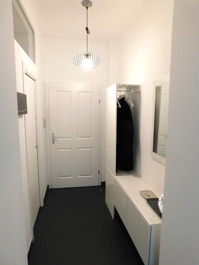 Max, Ruhige Sonnige Wohnung In Praternaehe Vienna Exterior photo