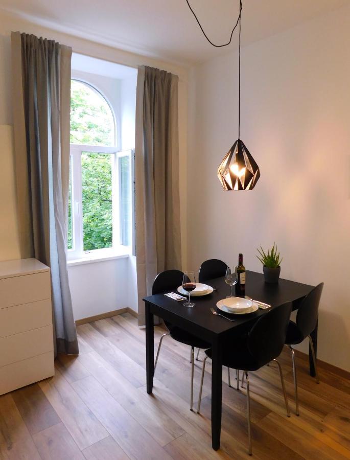 Max, Ruhige Sonnige Wohnung In Praternaehe Vienna Exterior photo