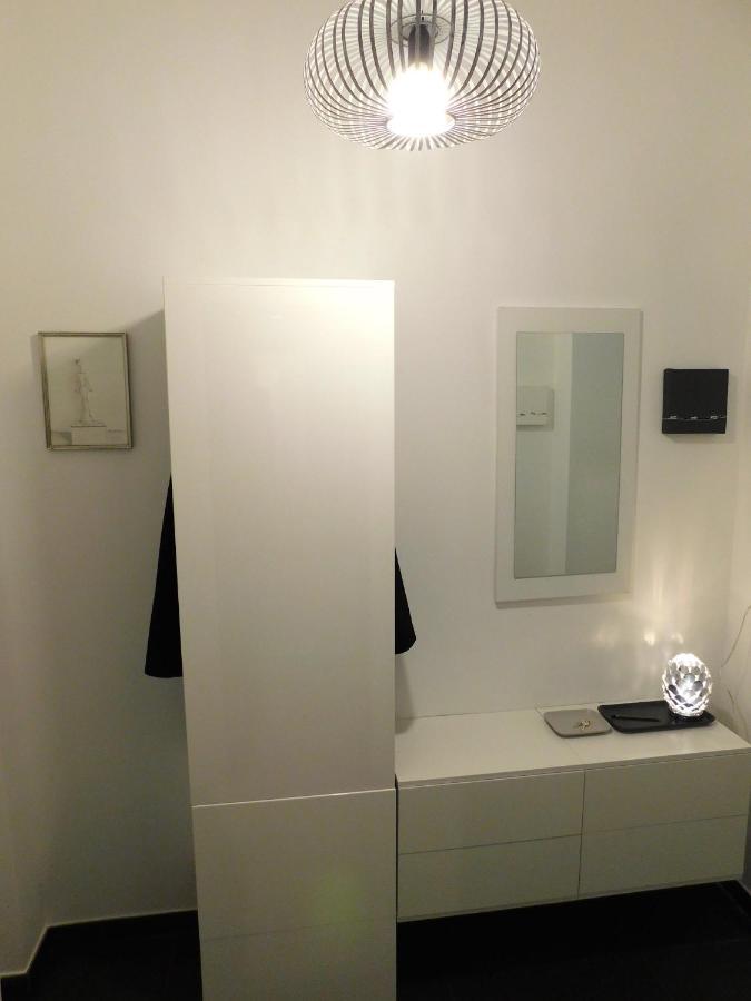 Max, Ruhige Sonnige Wohnung In Praternaehe Vienna Exterior photo