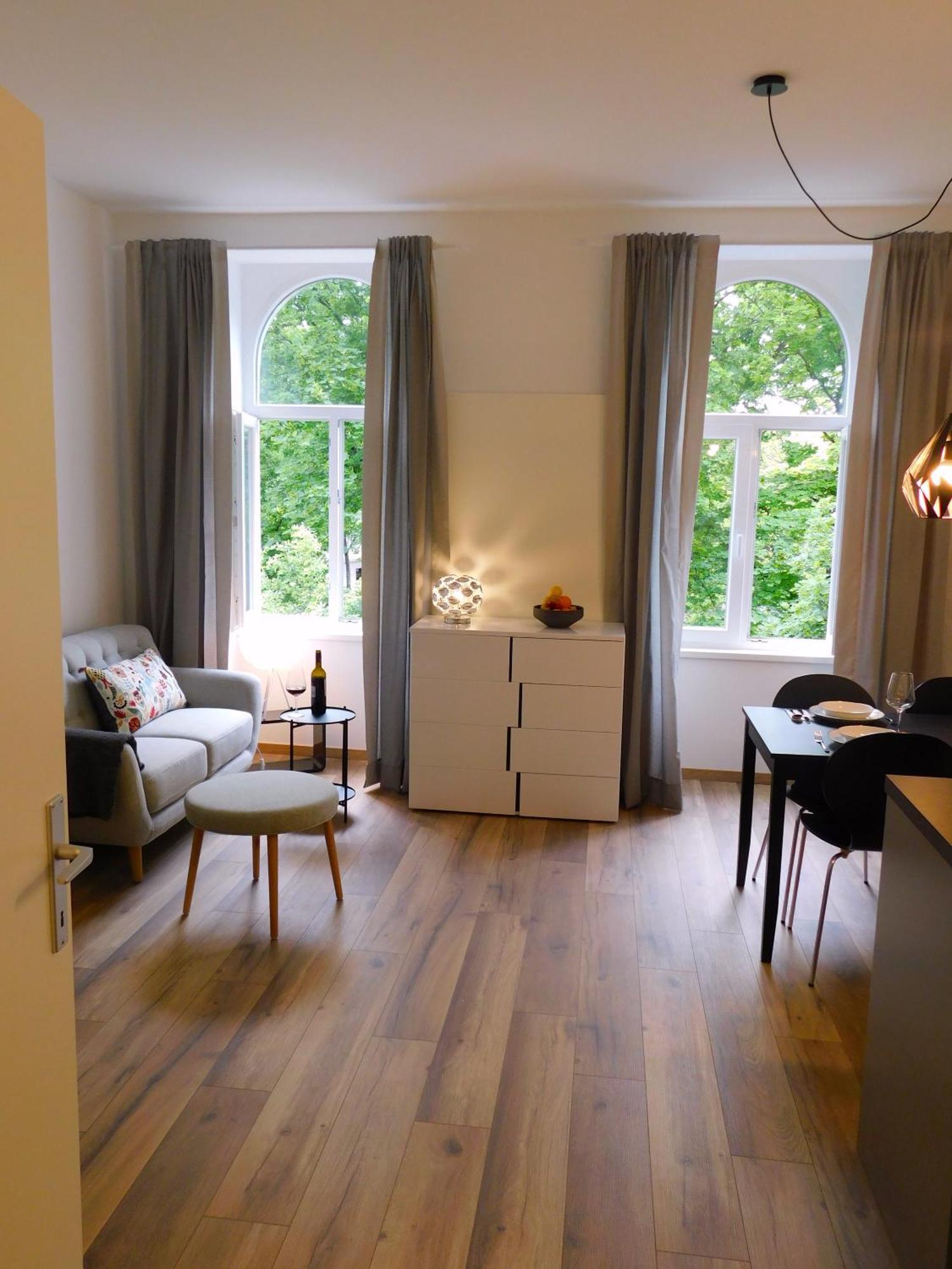 Max, Ruhige Sonnige Wohnung In Praternaehe Vienna Exterior photo